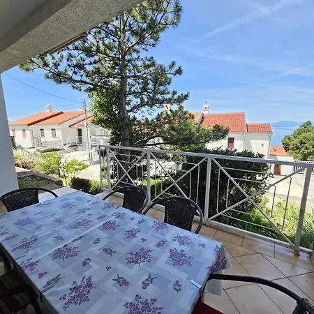 Davor Kl House For 6 Persons Ferienhaus Klenovica