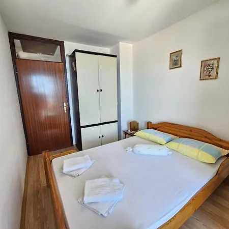 Davor Kl House For 6 Persons Klenovica